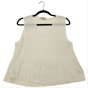 Babaton Airy White Sleeveless Pleated Blouse Top Sz M